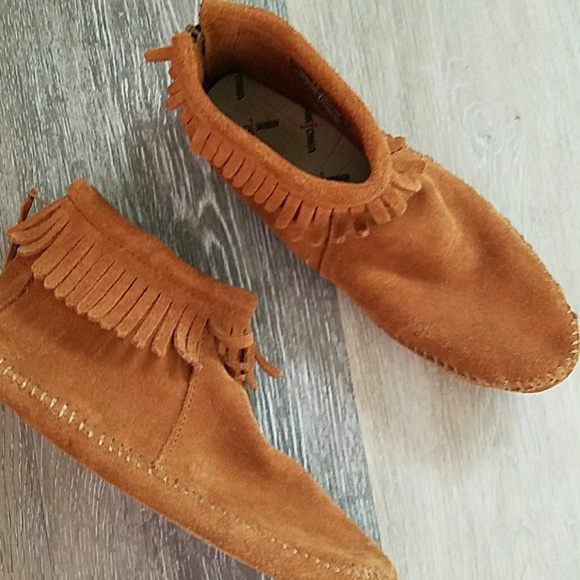 Minnetonka Shoes - Minnetonka booties